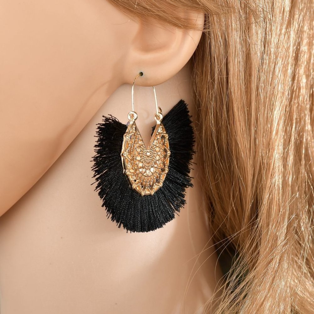 $5 BLOWOUT! Fan Bohemian Earrings - Picture 10 of 10